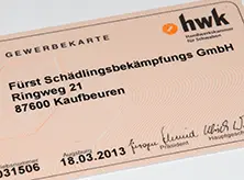 Nahaufnahme eines Ausweises der Handwerkskammer